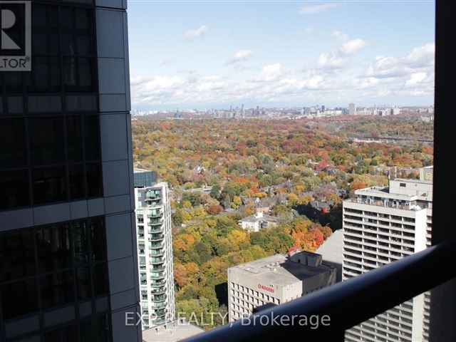 X Condos - 3905 110 Charles Street East - photo 2