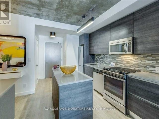 OneEleven Condos - 613 111 Bathurst Street - photo 3