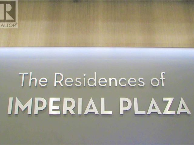 Imperial Plaza - 316 111 Saint Clair Avenue West - photo 1