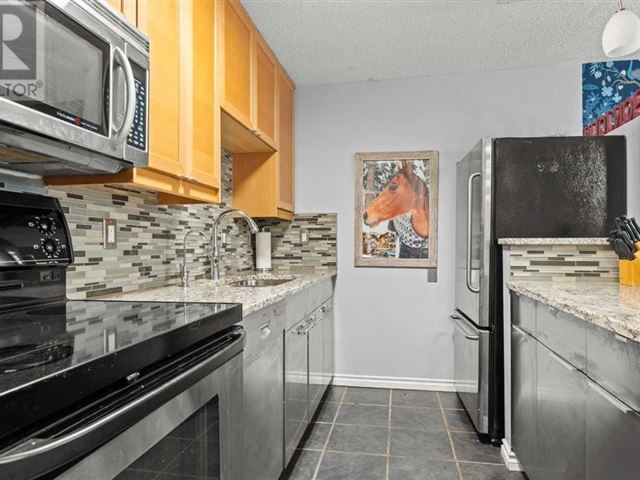 1111 13 Av Sw - 103 1111 13 Avenue Southwest - photo 2