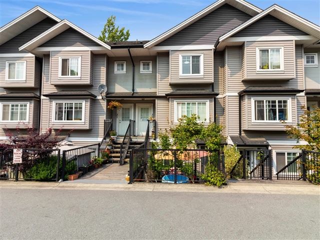 Fraserview Terrace - 30 11255 132 Street - photo 2