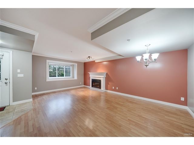 Fraserview Terrace - 54 11255 132 Street - photo 2