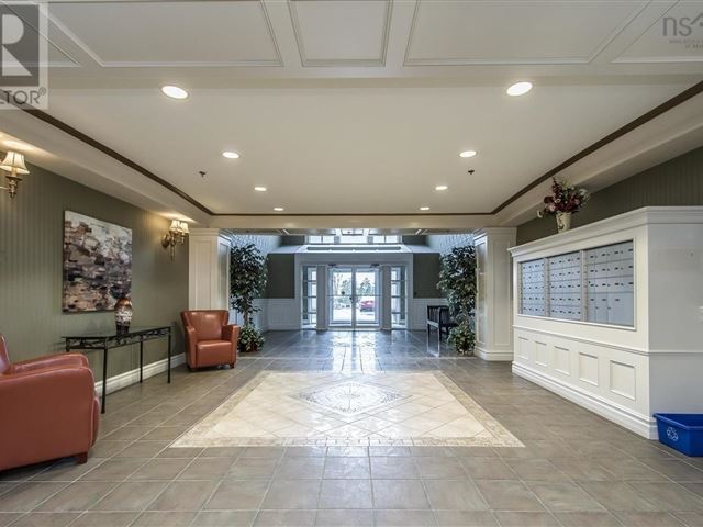 114 Regency Park DR - 403 114 Regency Park Drive - photo 3