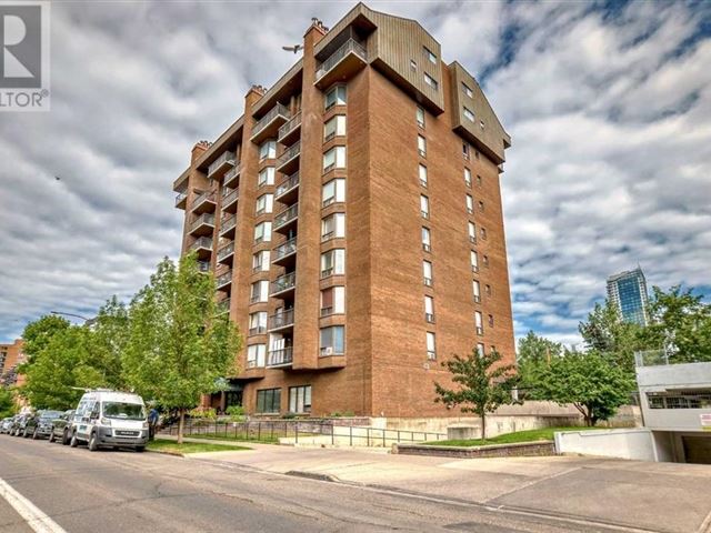 1140 15 AVE SW - 1008 1140 15 Avenue Southwest - photo 2