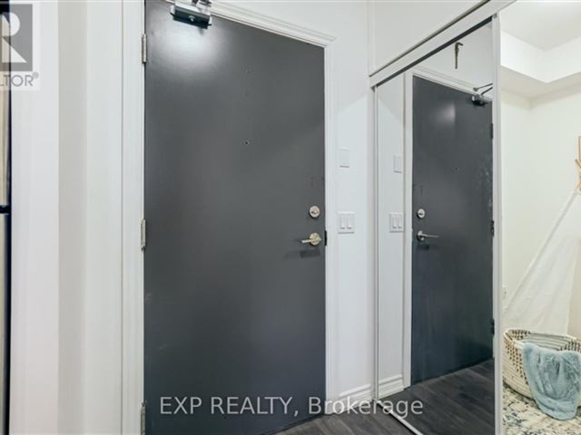 Bristol Condos - 317 11611 Yonge Street - photo 3