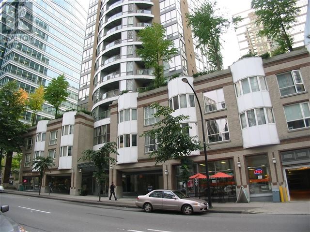 Orca Place - 1108 1166 Melville Street - photo 1