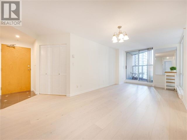 Orca Place - 901 1166 Melville Street - photo 2