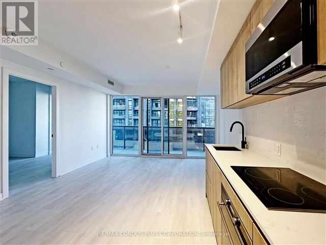 Line 5 South Condos - 303 117 Broadway Avenue - photo 2