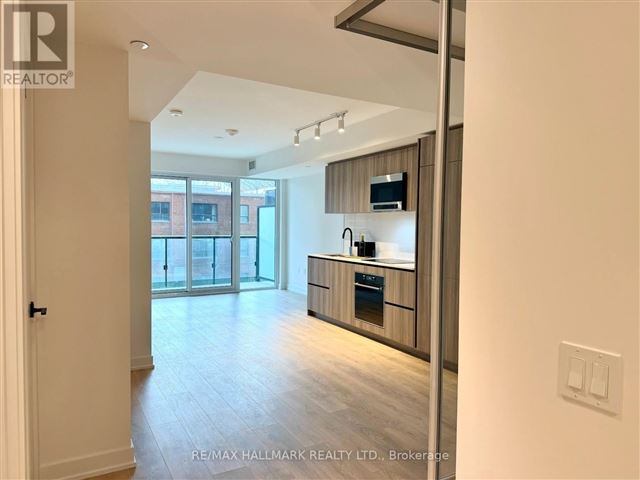 Line 5 South Condos - 319 117 Broadway Avenue - photo 1