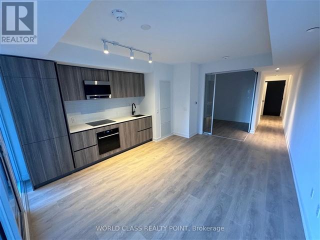 Line 5 South Condos - 405 117 Broadway Avenue - photo 2