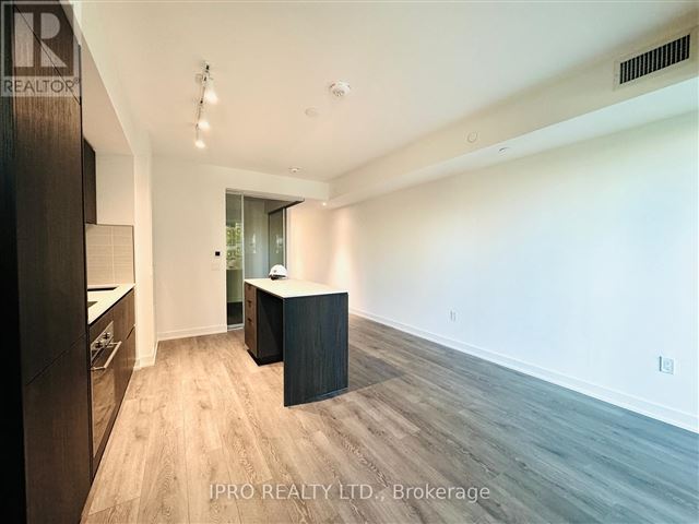 Line 5 South Condos - 304 117 Broadway Avenue - photo 3