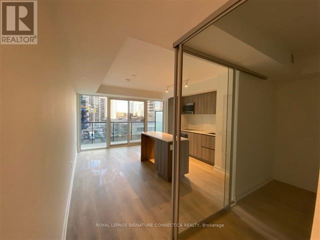 Line 5 South Condos - 507 117 Broadway Avenue - photo 2