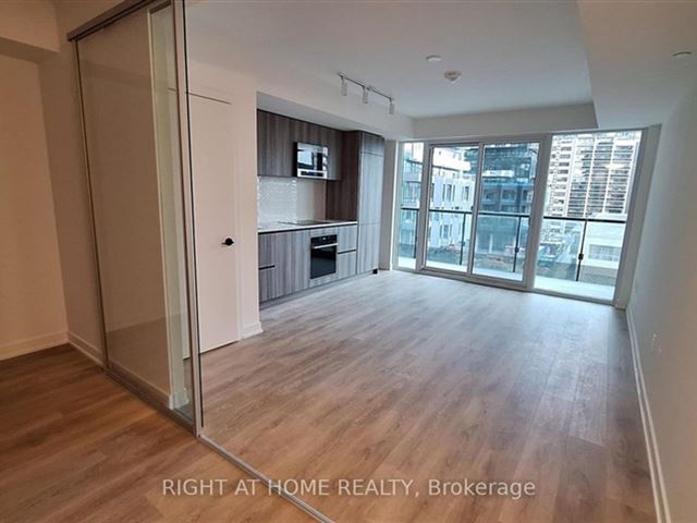 Line 5 South Condos - 510 117 Broadway Avenue - photo 3