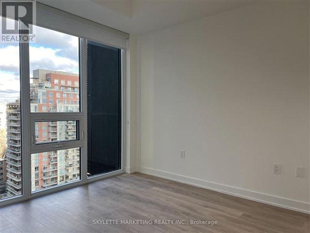 Line 5 South Condos - 1308 117 Broadway Avenue - photo 2