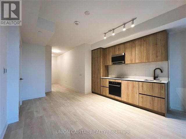 Line 5 South Condos - 1612 117 Broadway Avenue - photo 1