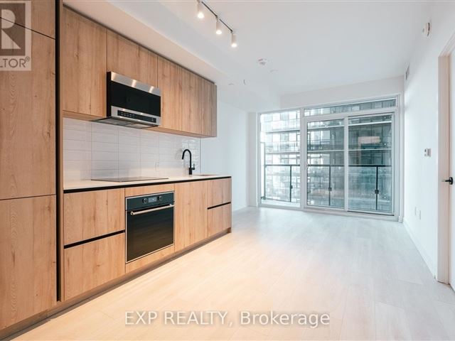 Line 5 South Condos - 1713 117 Broadway Avenue - photo 2