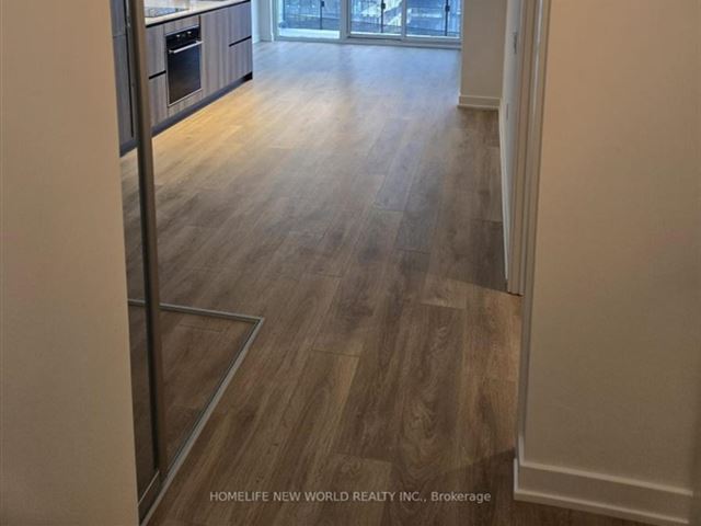 Line 5 South Condos - 1506 117 Broadway Avenue - photo 3