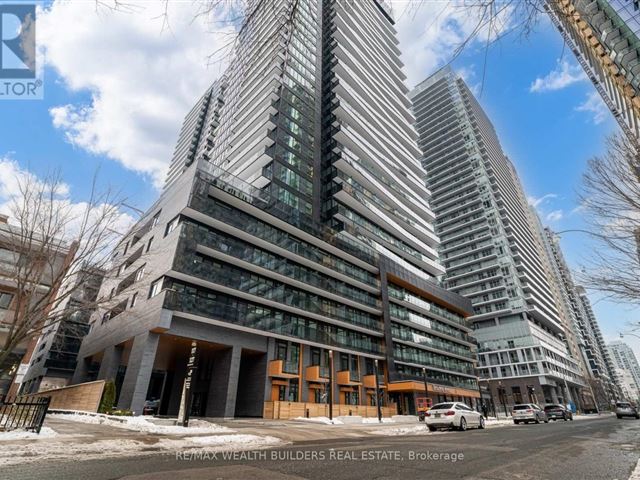 Line 5 South Condos - 806 117 Broadway Avenue - photo 1