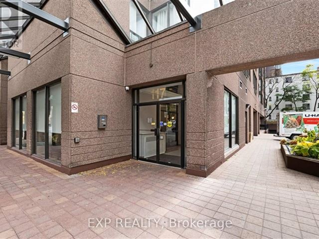 TO Condominiums - 705 117 Gerrard Street East - photo 2