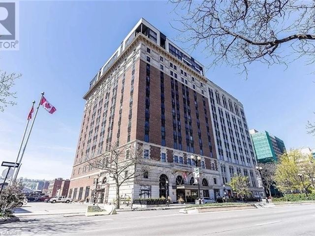 Royal Connaught - 311 118 King Street East - photo 1