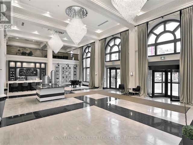 Royal Connaught - 313 118 King Street East - photo 3