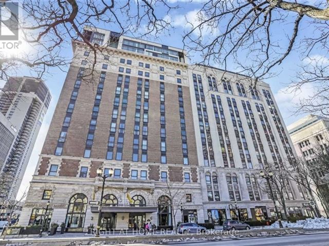 Royal Connaught - 1023 118 King Street East - photo 2