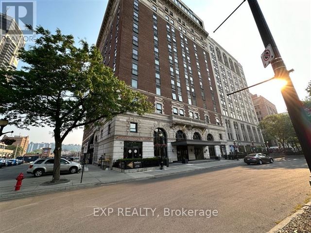 Royal Connaught - 718 118 King Street East - photo 3