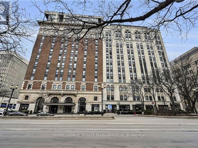 Royal Connaught - 313 118 King Street East - photo 2