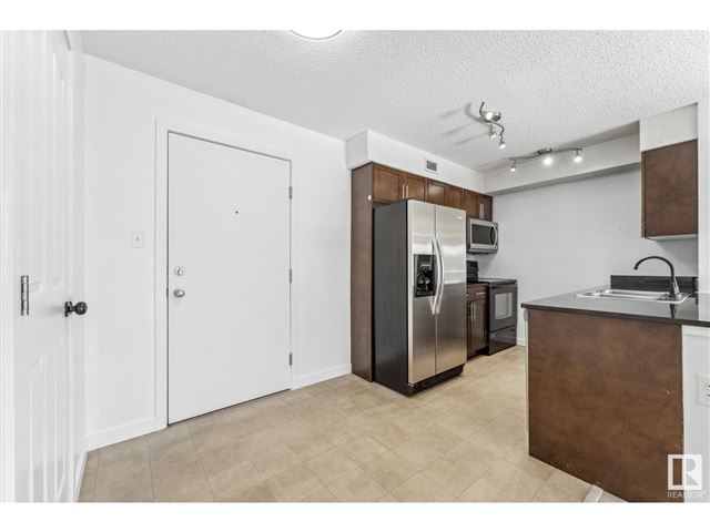 11816 22 AVE SW - 303 11816 22 Avenue Southwest - photo 2