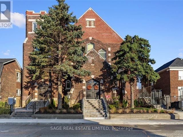 Sanctuary Lofts - 108 1183 Dufferin Street - photo 2