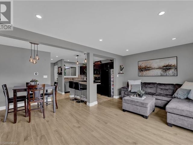 1190 Upper Ottawa Condos - 3 37 Queenslea Drive - photo 3