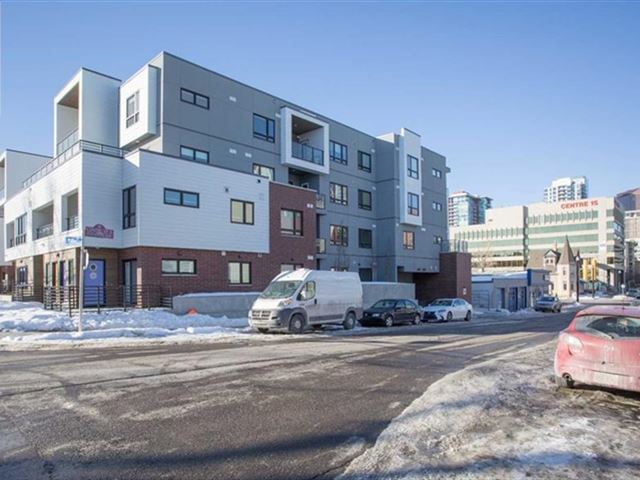 120 18 AVE SW - 128 120 18 Avenue Southwest - photo 2