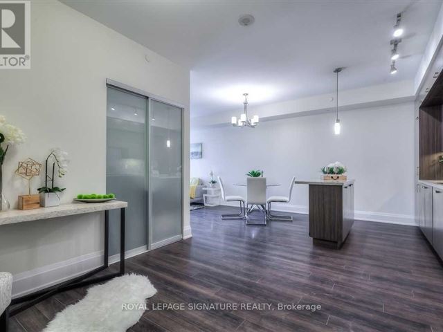 Aristo At Avonshire - 710 120 Harrison Garden Boulevard - photo 2