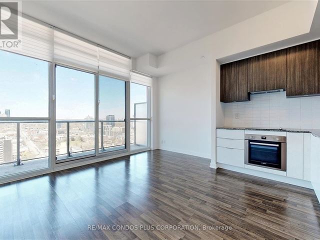 East United Condos - 2303 120 Parliament Street - photo 2