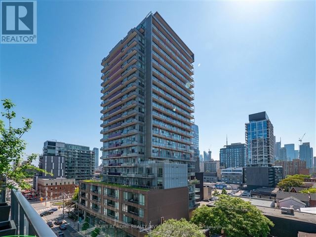 East United Condos - 1208 120 Parliament Street - photo 1