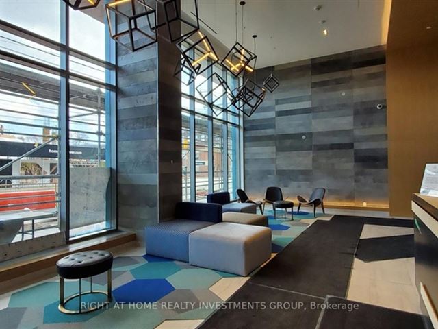 East United Condos - 1208 120 Parliament Street - photo 2