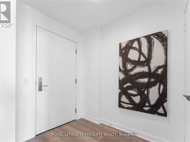 East United Condos - 1808 120 Parliament Street - photo 3