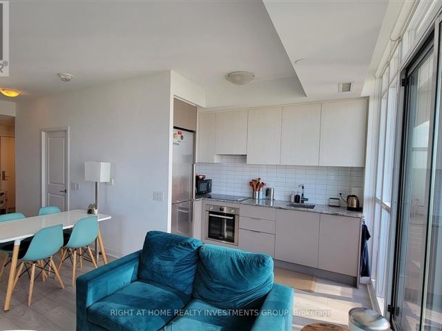 East United Condos - 1508 120 Parliament Street - photo 3