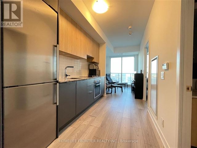 East United Condos - 1509 120 Parliament Street - photo 2