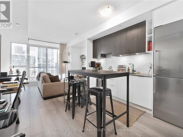 East United Condos - 1413 120 Parliament Street - photo 1