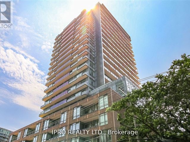 East United Condos - 1015 120 Parliament Street - photo 1