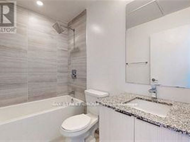 East United Condos - 711 120 Parliament Street - photo 1