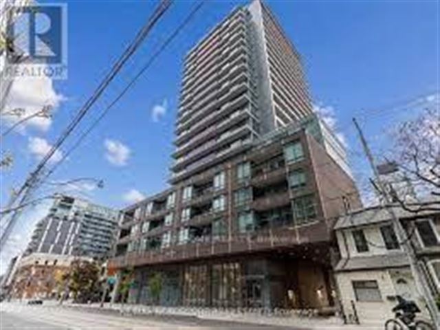 East United Condos - 504 120 Parliament Street - photo 1