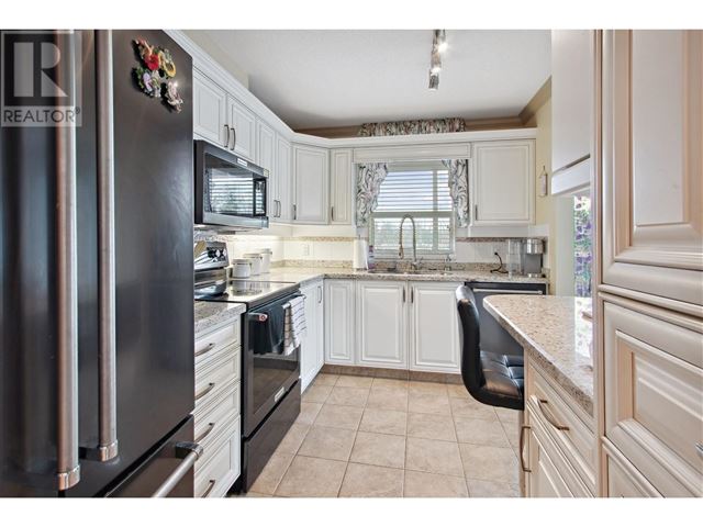 12148 224 ST - 406 12148 224 Street - photo 2