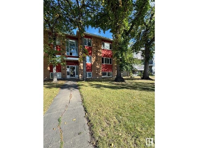 12325 82 ST NW - 202 12325 82 Street Northwest - photo 1