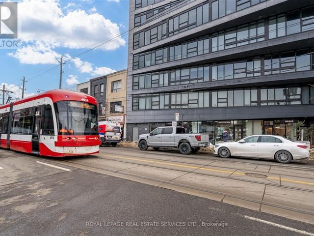 Abacus Lofts - 404 1239 Dundas Street West - photo 2