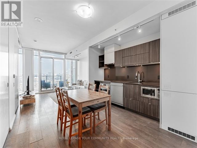 Tableau Condominiums - 1604 125 Peter Street - photo 3