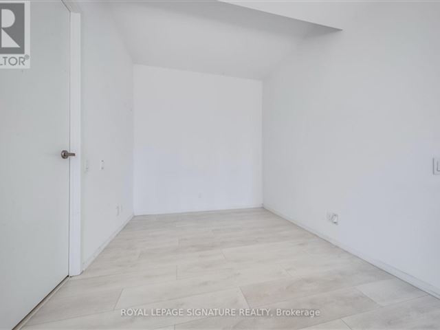 Tableau Condominiums - 1413 125 Peter Street - photo 3