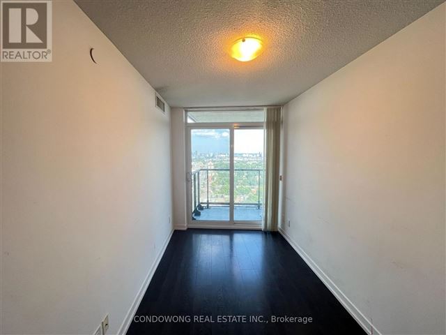 The Eglinton - 3112 125 Redpath Avenue - photo 3