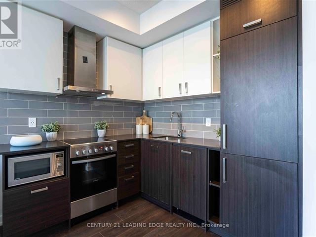 The Eglinton - 3403 125 Redpath Avenue - photo 2